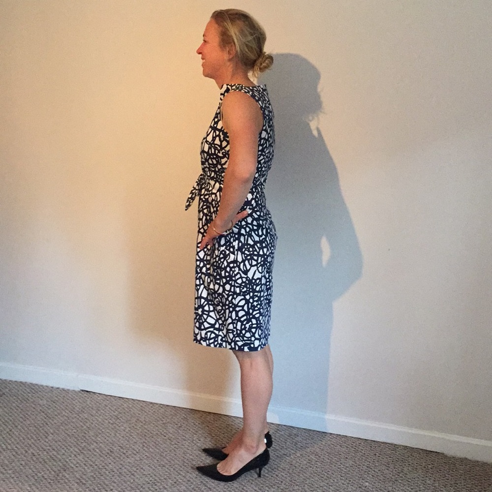 Dress - Picture 2 of 4